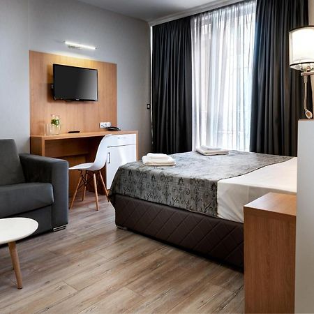 Pasha Apartments Pantai Sunny Bagian luar foto